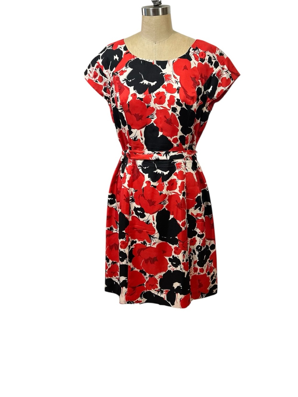 Talbots Red Black Cream Floral Belted Midi Dress 100% pure silk short sleeve 10